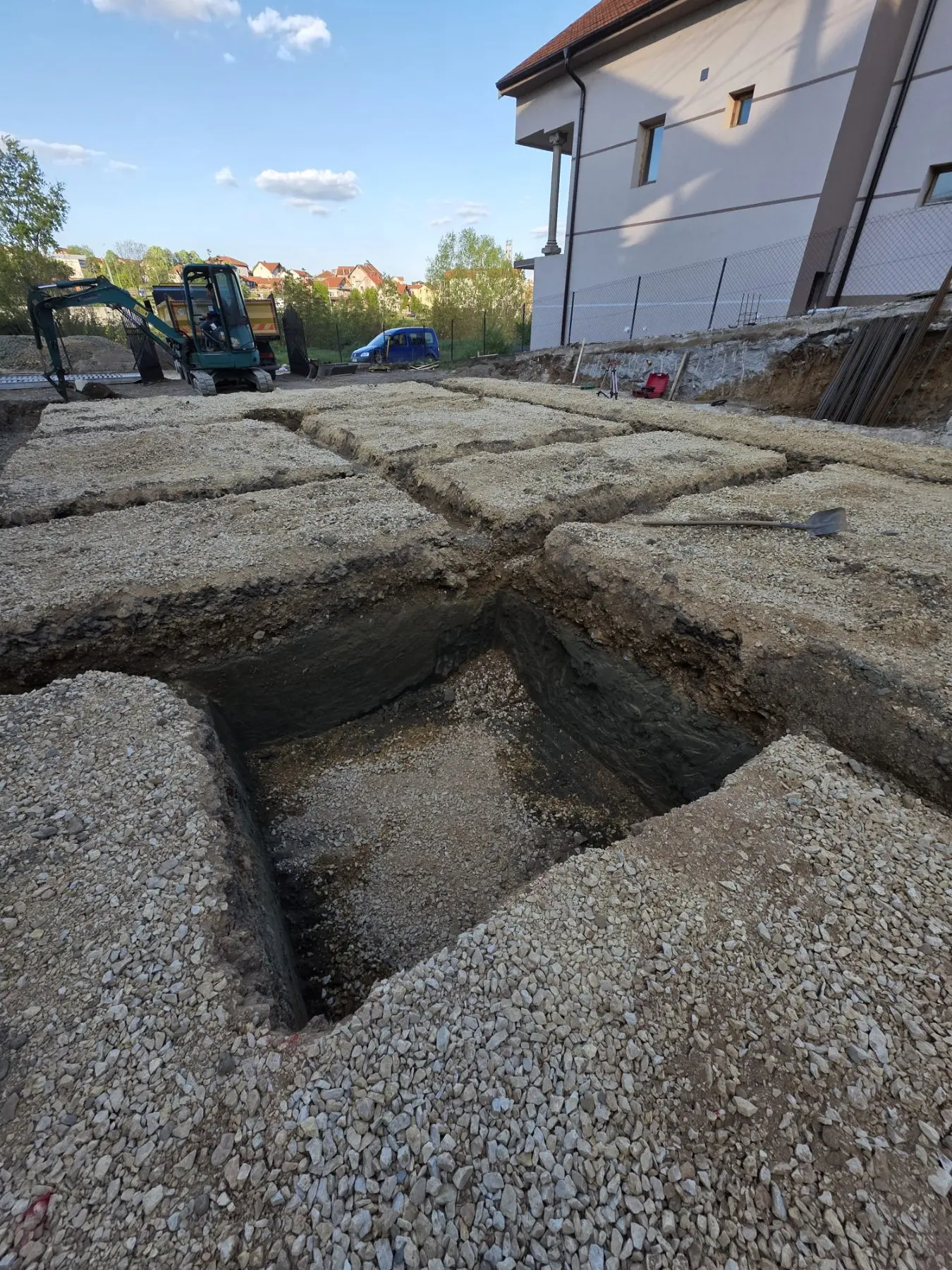 Iskop temelja i priprema posteljice