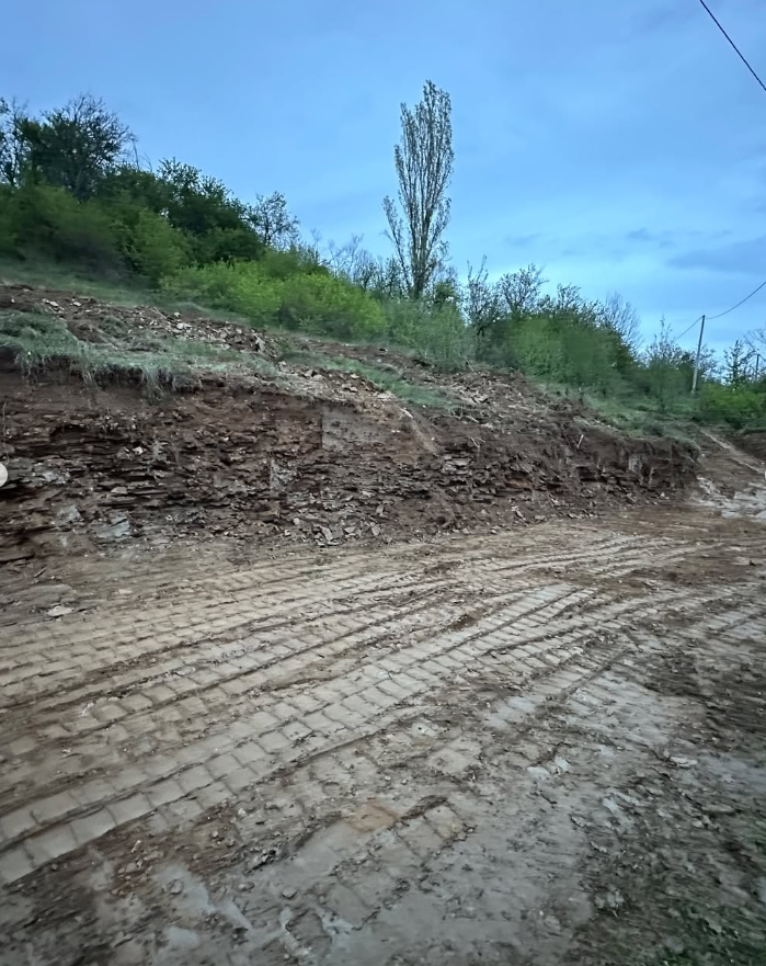 Iskop za temelje na placu
